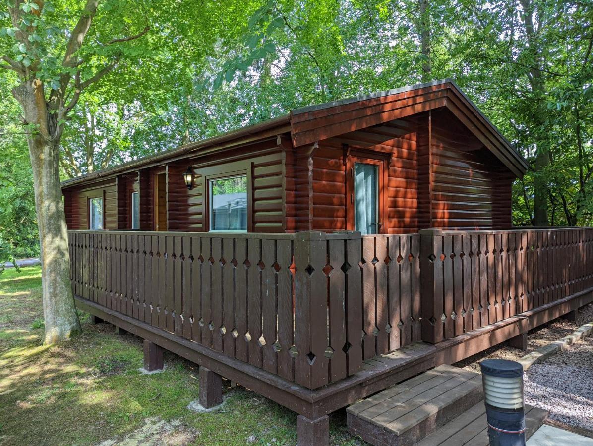 Pineshadow Lodge - Stunning 4 Bed - Kenwick Park Louth  Exterior foto